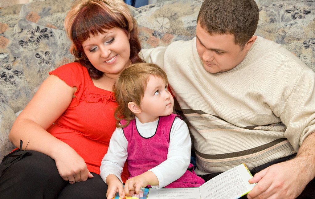 孩子|女孩11岁前，身体出现这些信号，可能是性早熟，父母要多注意