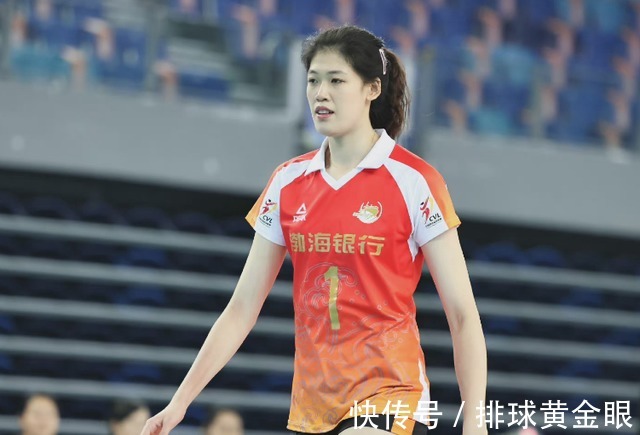 救球|李盈莹单臂救球展现进步！刘晏含体现老将价值，姚迪突破心理障碍
