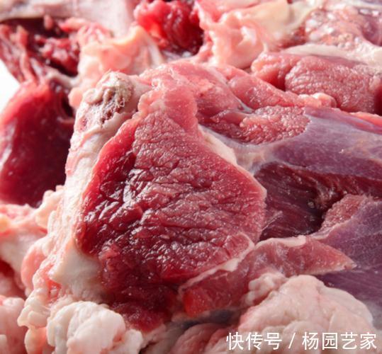 买羊肉，内行人专挑“这4个部位”，新鲜好吃，肉贩子不敢忽悠你