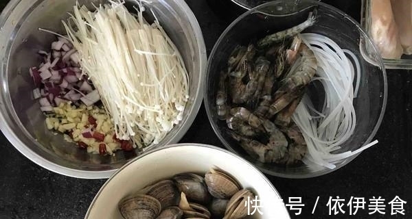 25元3斤花甲，大姐做花甲粉解馋，又香又辣，一次做了8大碗