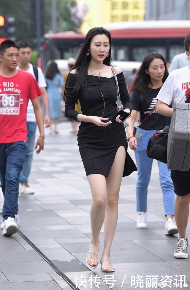 夏日清凉穿搭,黑色修身短裙惹人偏爱,时尚高级又显身材