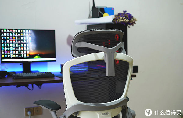 pu|工学椅发展多年 爆款网易严选3D悬挂工学椅带来全局自适应调节