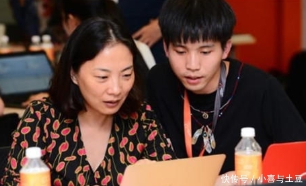 阿里巴巴|20年前,马云曾对一位女员工承诺,做满10年就分2亿,现状如何?