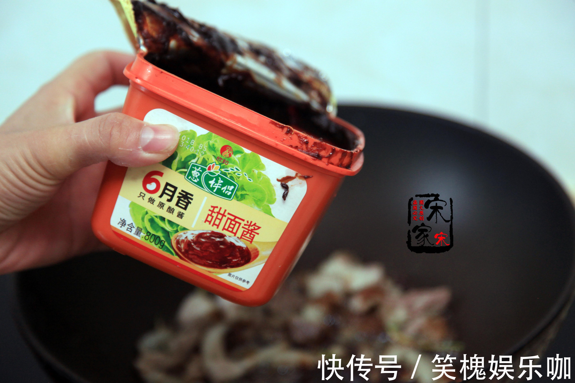 西芹|香芹、西芹营养差别大，炒肉适合用哪种？选对了才好吃