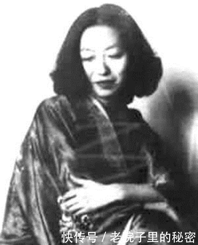 因才华横溢的继女而臭名昭著的继母,晚年笑言无愧于心