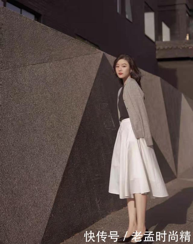 针织衫+半身裙早春万能穿搭公式, 时尚洋气, 关键还显瘦