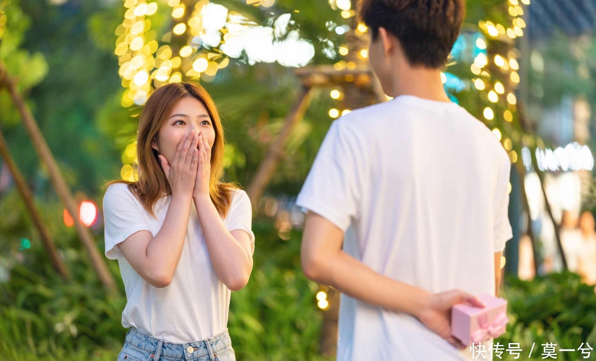 女人高情商聊天 对话,女性高情商聊天技巧