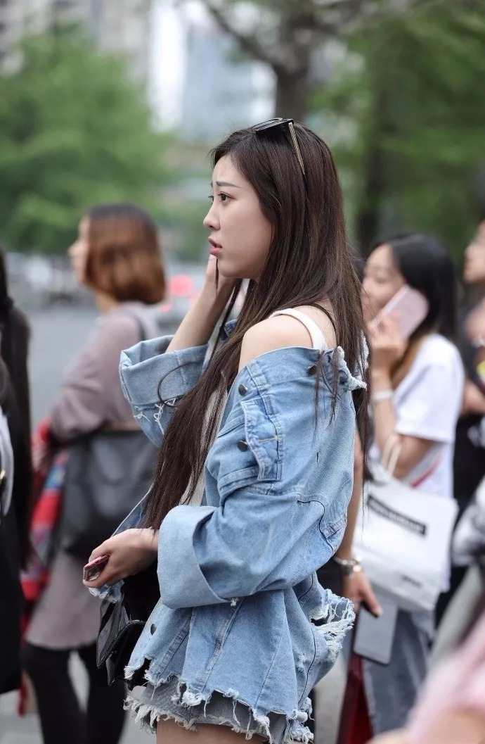  时尚|穿衣时尚的女生