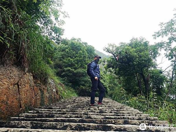 小雨|好装备清单？不了，只说格里高利NANO和KEEN UNEEK