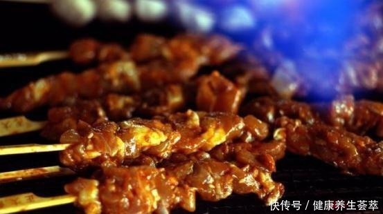 垃圾食品|盘点吃一口就会长肉的6种常见食物,想减肥的人,一点也不能碰!