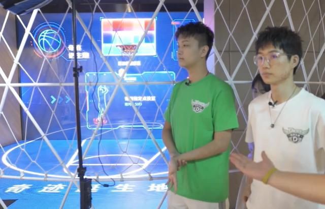 estar|DYG对阵estar，四大中单数据对比，萧玦最亮眼，cat是未知数