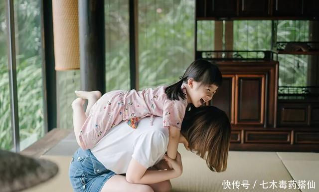 家长|爸爸洗衣服,却发现“儿子”在洗衣机里,打开洗衣机爸爸泪流满面