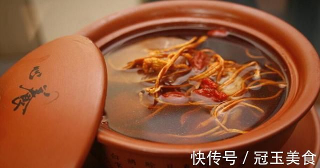 孩子|孩子有这三个特征，将来多半会长不高，家长的“希望”要落空了