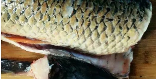 这道菜在餐馆吃太贵,自己做30元搞定,麻辣鲜香超下饭!