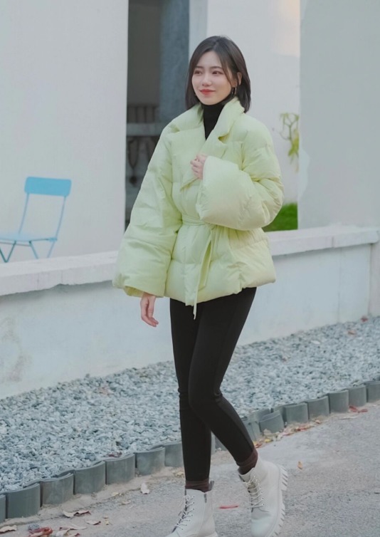 裤子 今年流行“羽绒服+裤子”,日常舒适又保暖,随便穿穿都有好气质