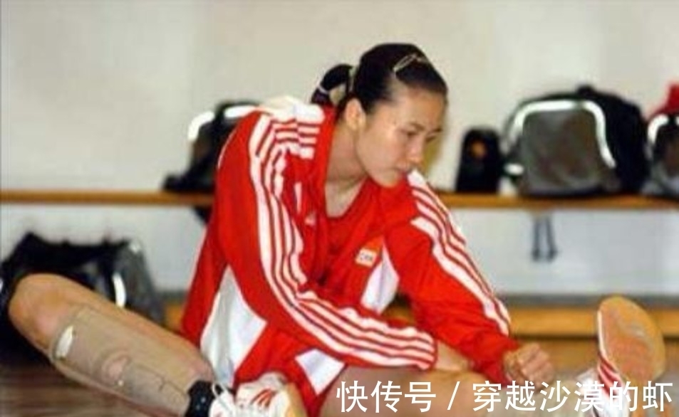 富商|“女排”周苏红,照顾瘫痪丈夫5年后,为何突然改嫁大9岁富商?