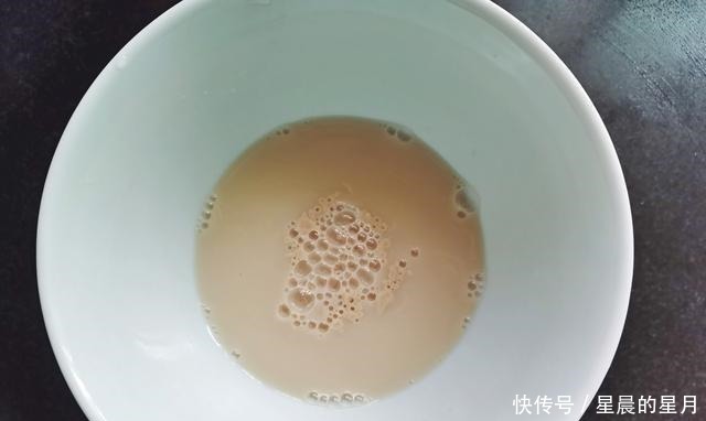 他很软香甜但不油腻,他富含鸡蛋的味道,几天内不会很难