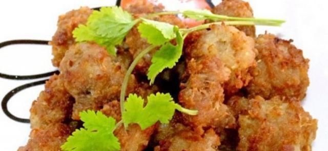 想吃肉丸子,别再出去买着吃了,教你一招,自己做的好吃有嚼劲