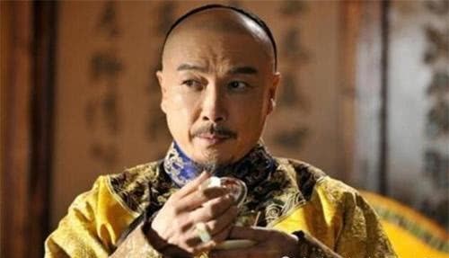 皇后|康熙为什么急于求成削藩？而不是听孝庄皇后话等藩王老死