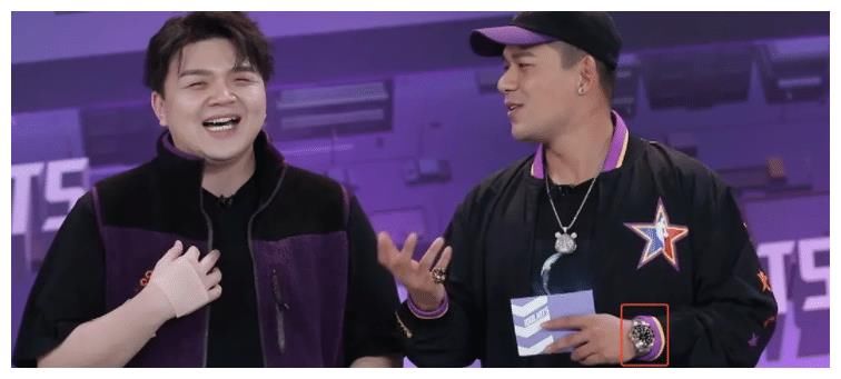 时尚歌星艾福杰尼戴什么腕表,男士运动腕表,爱彼15400的魅力