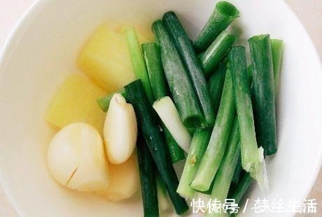 夏天最肥的鱼,我在菜市场碰到从不还价,25元一斤,清凉还滋补