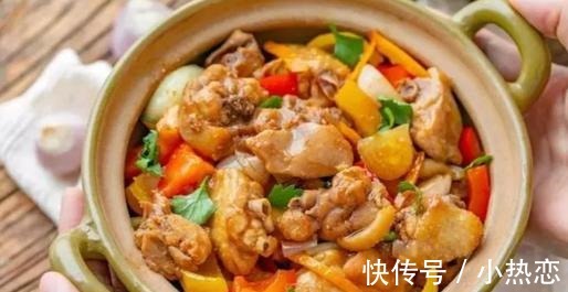 浓缩|浓缩的酱汁,合适的火候,成就了啫啫鸡煲的鲜美