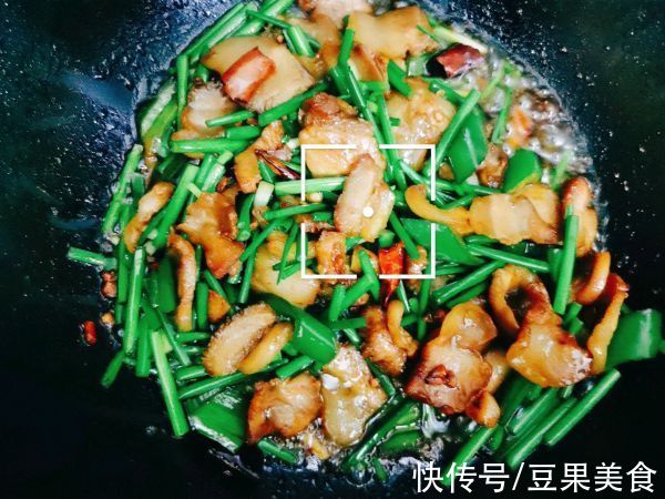 韭菜花|最全的韭菜花小炒肉攻略,再学不会我也没办法了