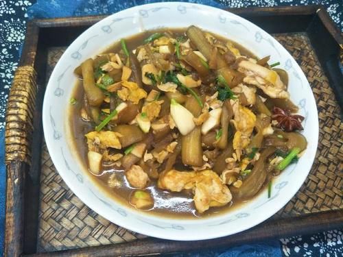  提味|冬天吃茄子，多加1味料，提味又清口，孩子都爱吃