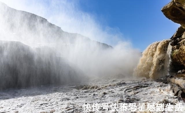 黄河水|壶口瀑布出现半清半浊的奇特现象，什么原因你知道吗