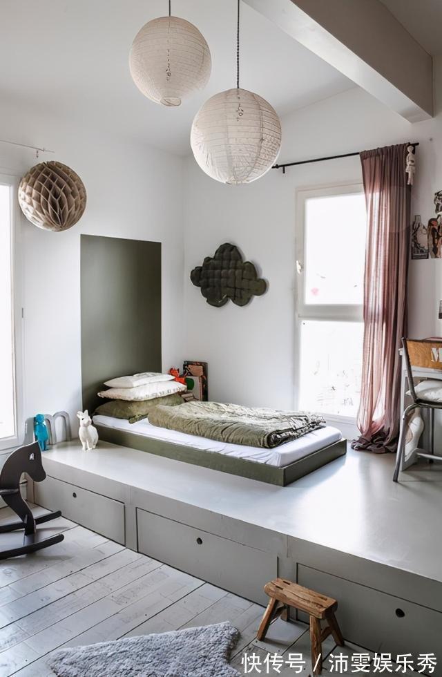 收纳床|常规榻榻米可以淘汰了，多打个台阶变成收纳床，还能多个休闲区