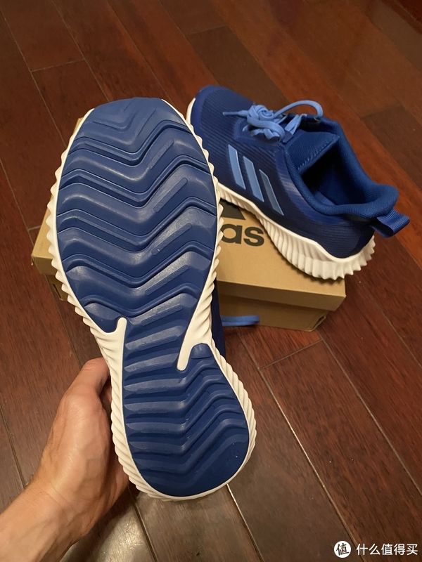 阿迪 耐脏又实惠的adidas G27156童鞋