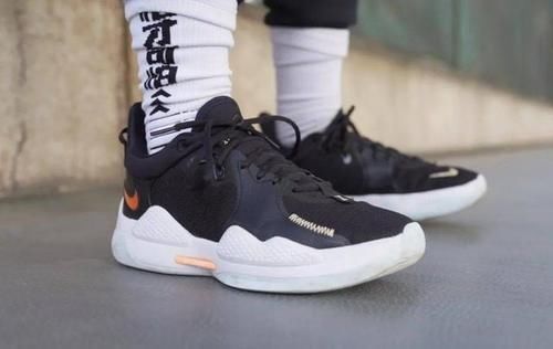 耐克OW联名再曝新款！长相山寨价格便宜，确定不是莆田设计的？