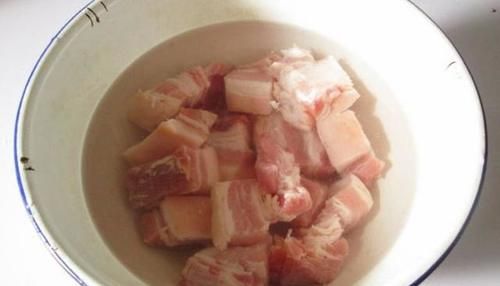 简单|红烧肉最简单的做法是怎样的,有哪些技巧?