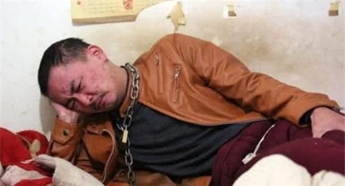 锁住|白酒界“扛把子”,他一人喝死8人,另一人用铁链锁住自己来戒酒