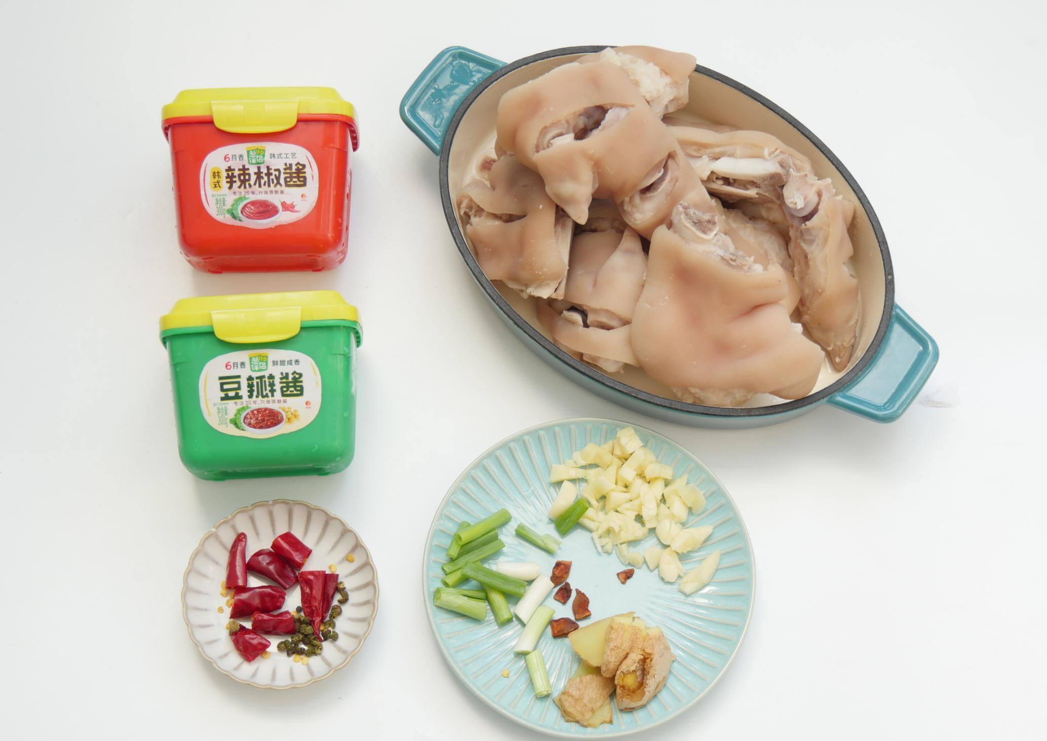 大雪过后必备菜品:卤猪蹄,口感软烂,咸香肥美,入口即化,爆赞