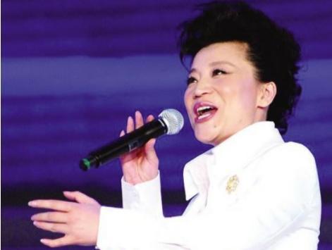 小香玉&梨园春为什么没人看了?罪魁祸首除了周炜以外,小香玉难逃其责