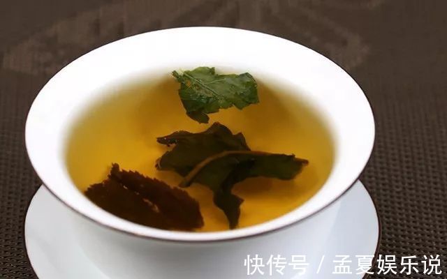 并发症|糖尿病人,若没出现5个症状,血糖控制得不错,并发症离你还很远