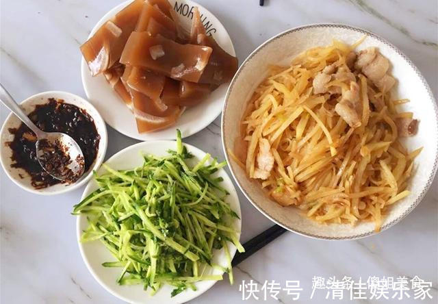 西葫芦|晒4口之家一周晚餐,7天不重样,一顿饭20块钱,全家吃得香喷喷!