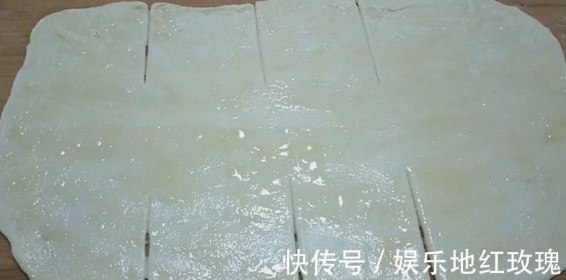 面团|末伏烙饼，掌握正确做法，层次多又柔软，凉了仍好吃不干硬