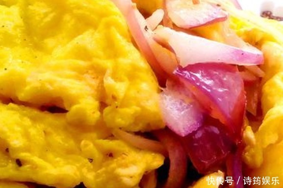 一道特别的年夜菜,有着非常好的杀菌消炎的作用,普通的家常菜