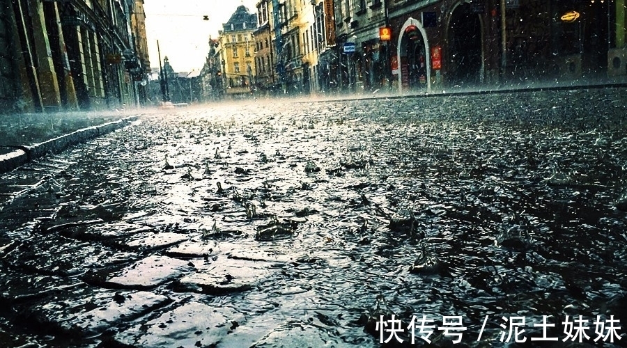 诗词|诗词创作，七言绝句《途中暴雨》，看看还能写出比这更大的雨吗？