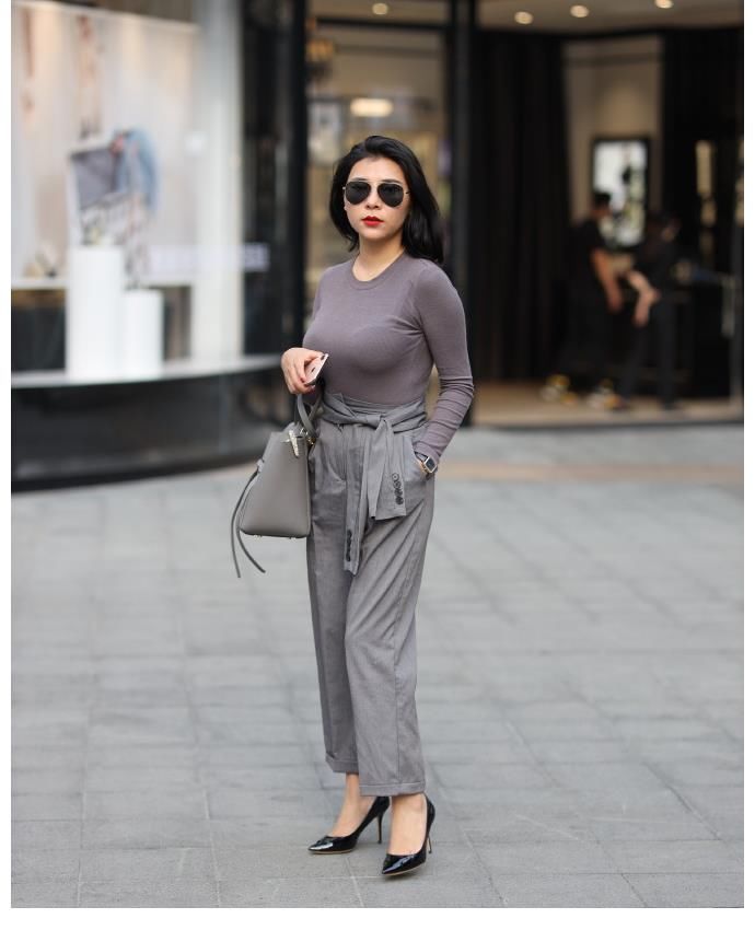 西装裤 针织衫搭配西装裤，时髦又有魅力，轻松打造“女强人”形象！