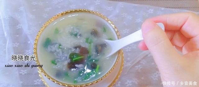 皮蛋粥|53岁阿姨午餐随便吃也不叫外卖，十分钟完成，经济实惠，好吃不贵！