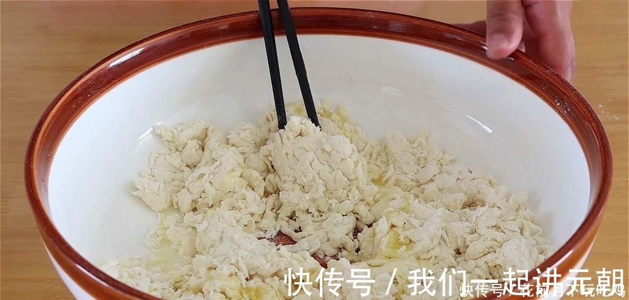 做法|立秋后，早餐试试这样做，柔软多层又清香，做法简单又营养