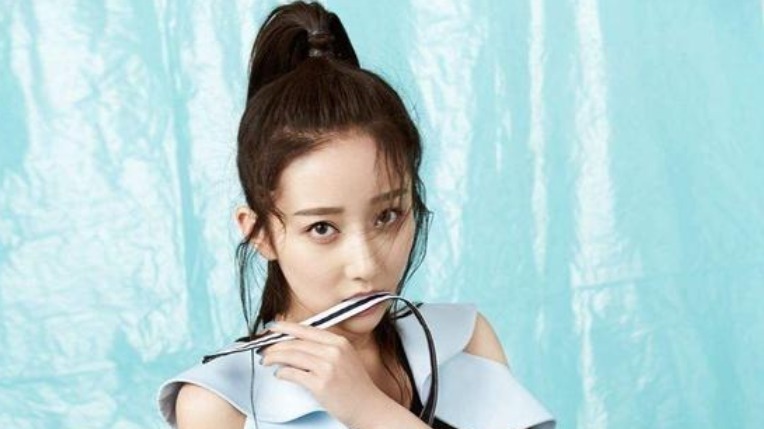 坐着也能出道的女明星,因为长得太漂亮,被星探挖掘进入演艺圈