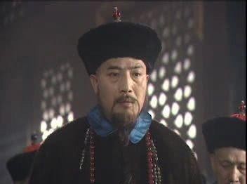 明珠|康熙早期的两名宠臣,明珠为啥可以善终,索额图却被囚禁至死