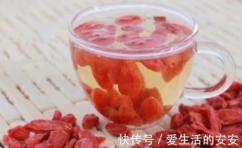 喝法|枸杞的正确喝法,喝对了才有用,喝错了天天跟”白衣天使“见面
