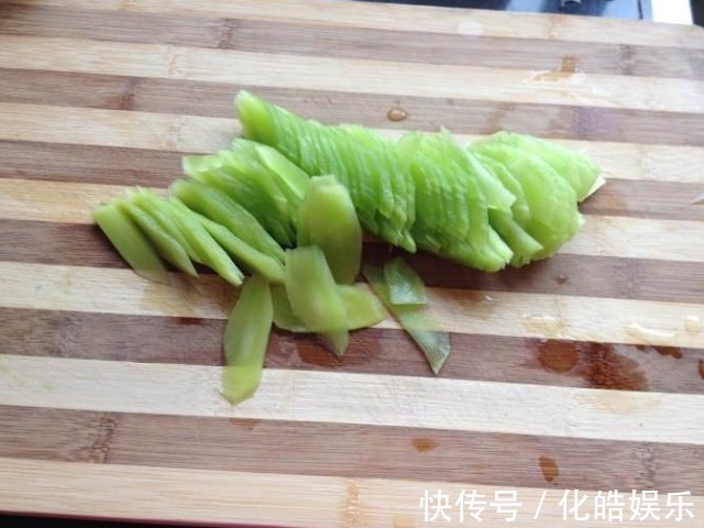 胆固醇|秋天的“千金菜”，降三高护心脏，搭配3种食材秒变“长寿药”