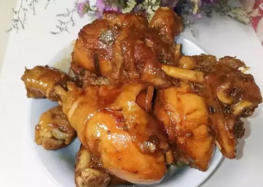 鸡腿的新做法,不用一滴油,不用一滴水,简单又美味