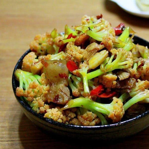 越吃越香的几款家常菜推荐给大家，营养又美味，请客吃饭也很不错